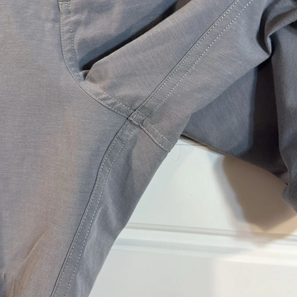 Faherty All Day Shorts (7 inch) Size 28